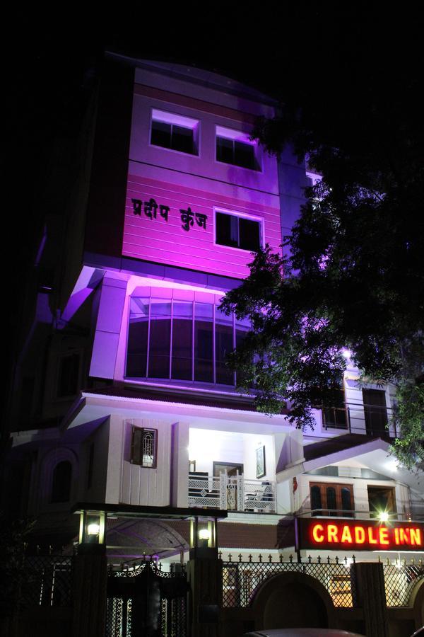 Hotel Cradle Inn Ranchi Ngoại thất bức ảnh